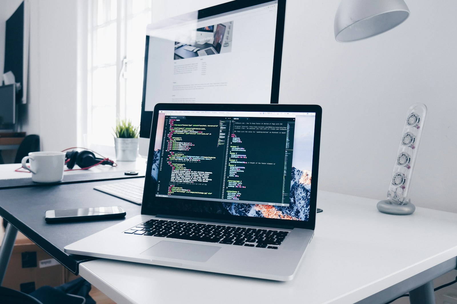 The Complete Guide to Reservit PMS for Hotel Operations